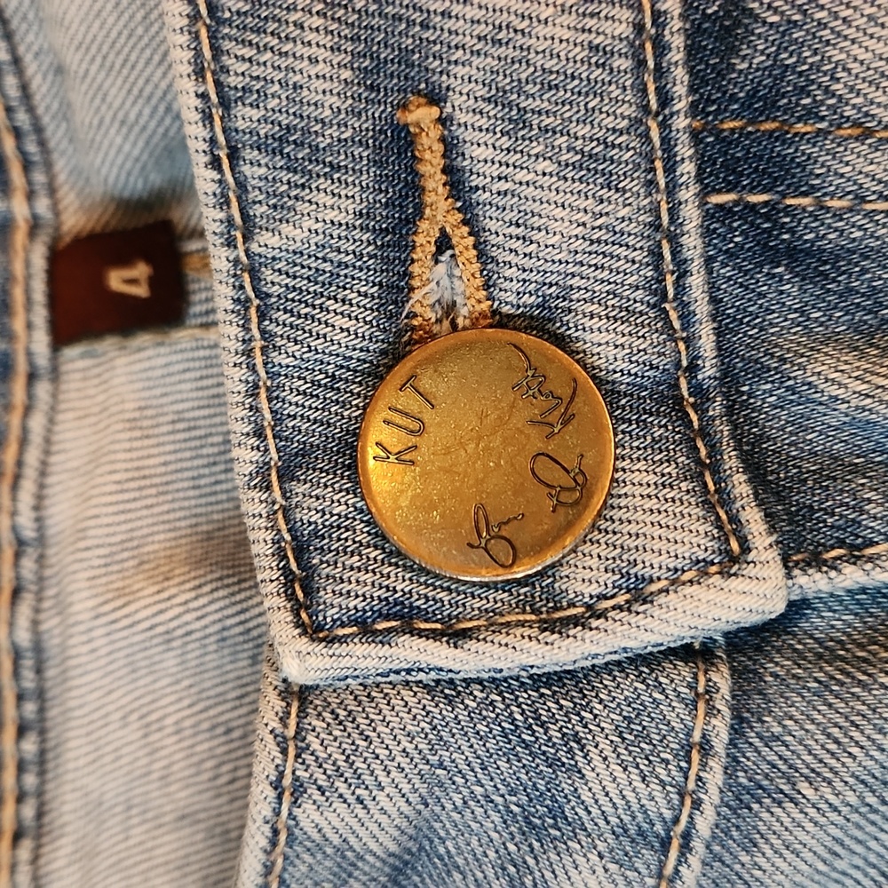 KUT FROM THE KLOTH Jeans Catherine Boyfriend Cut Distressed Blue Jeans Size 4 - Picture 4 of 10